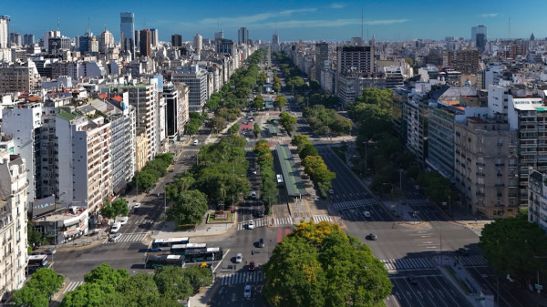 Agencia web vs DIY: cuál es la opción real para tu comercio en Buenos Aires
